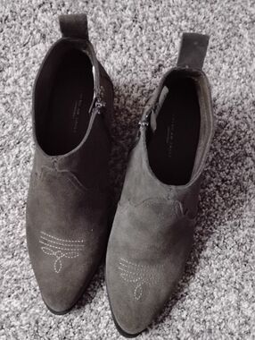 American Eagle Green Suede Ankle Boot